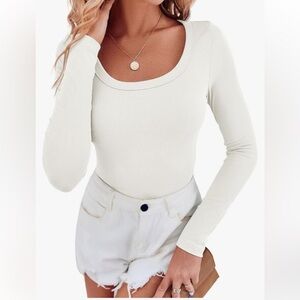 AQUA Fitted Slim Ribbed Long Sleeves Low Scoop Neck Size-S